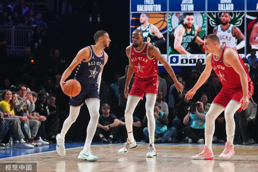 加拿大前鋒 加拿大前鋒